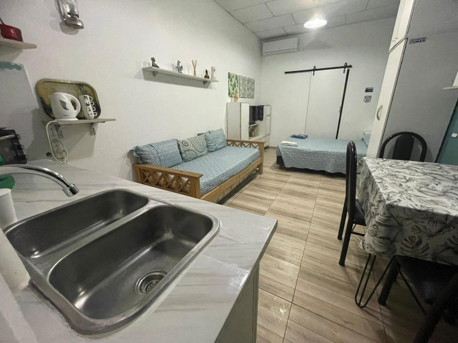 Ezeiza 1 Nuestro Lugar A 15 Minutos Del Aeropuerto Tranfer Opcional Desde Y Al Aeropuerto De Ezeiza Las 24 Horas Pet Friendly Dış mekan fotoğraf